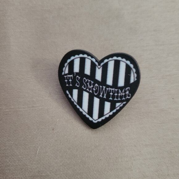 Beetlejuice "It's Showtime" black & white striped heart lapel pin - Picture 4 of 5